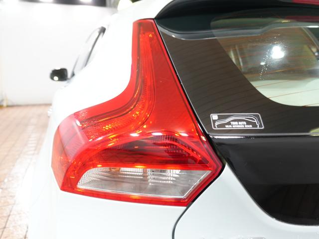 V40 T4 SE 1オーナー 純正ナビフルセグ 純正17AW 追従クルコン シティセーフティー ETC プッシュスタート 社外レーダー 社外ドラレコ ステアスイッチ 純正マッド アイドリングストップ 保証書 取説記録簿(67枚目)