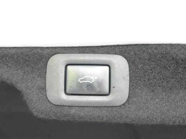 LS LS500h Fスポーツ TRDフルエアロ TRDマフラー サンルーフ 黒本革シート 全方位カメラステアヒーター 純正フロアマット パドルシフト ステアヒーター ステアスイッチ パワーシート クルーズコントロール ETC(12枚目)