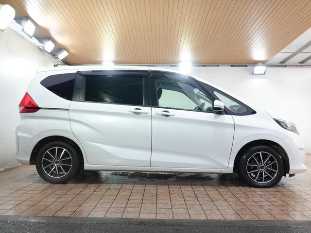 フリード G・ホンダセンシング 純正9型メモリナビ フルセグTV 純正11.6型FDモニター 黒ハーフレザーシート 本革巻きステアリング 社外15インチ 両側パワースライドドア LED ETC ホンダセンシング LKA レーダーC(37枚目)