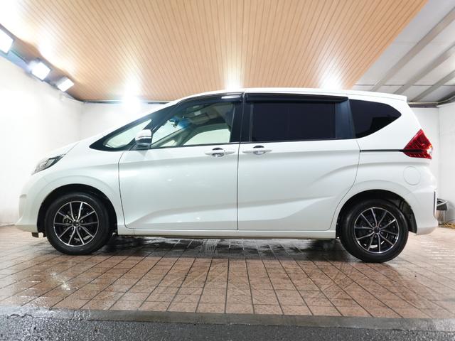 フリード G・ホンダセンシング 純正9型メモリナビ フルセグTV 純正11.6型FDモニター 黒ハーフレザーシート 本革巻きステアリング 社外15インチ 両側パワースライドドア LED ETC ホンダセンシング LKA レーダーC(41枚目)