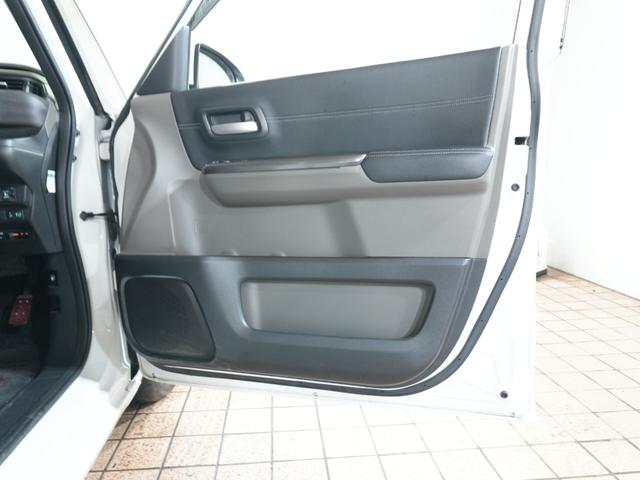 フリード G・ホンダセンシング 純正9型メモリナビ フルセグTV 純正11.6型FDモニター 黒ハーフレザーシート 本革巻きステアリング 社外15インチ 両側パワースライドドア LED ETC ホンダセンシング LKA レーダーC(42枚目)