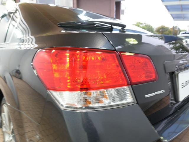 レガシィB4 2.0GT DITアイサイト ワンオーナー車 毎年ディーラー整備 黒革パワーシート 純正18AW カロッツェリアナビ フルセグ パドルシフト BT シートメモリー付き アイサイト ETC プッシュスタート スマートキー フォグ(53枚目)