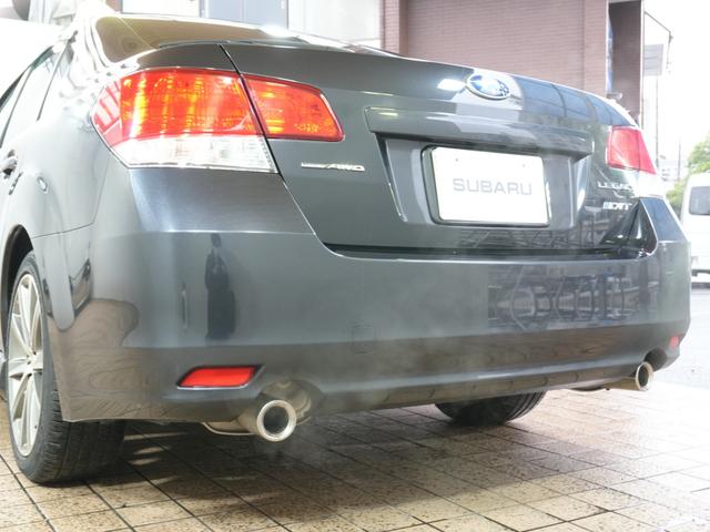 レガシィB4 2.0GT DITアイサイト ワンオーナー車 毎年ディーラー整備 黒革パワーシート 純正18AW カロッツェリアナビ フルセグ パドルシフト BT シートメモリー付き アイサイト ETC プッシュスタート スマートキー フォグ(55枚目)