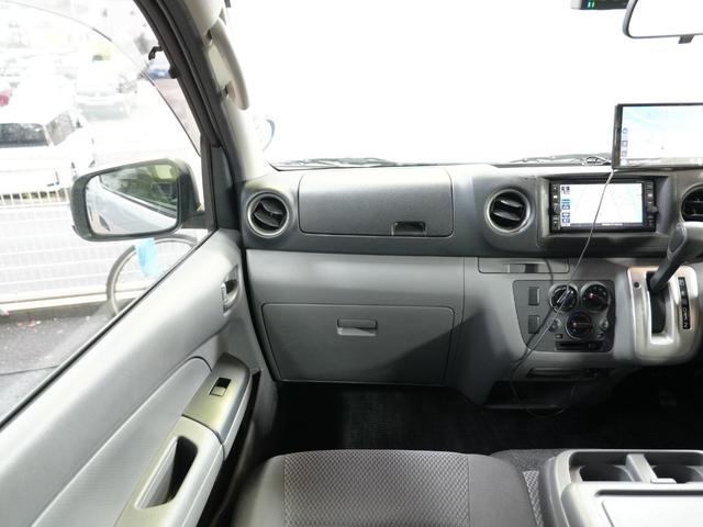 NV350キャラバンバン ロングDX 純正ナビ フルセグTV BT Bカメラ ポータブルナビ 電動格納ミラー ユーザー買取 フロアマット キーレスキー 横滑り防止 ETC スライドドア 取扱説明書 保証書 LEDヘッドライト(13枚目)