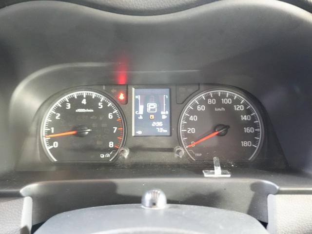 NV350キャラバンバン ロングDX 純正ナビ フルセグTV BT Bカメラ ポータブルナビ 電動格納ミラー ユーザー買取 フロアマット キーレスキー 横滑り防止 ETC スライドドア 取扱説明書 保証書 LEDヘッドライト(16枚目)