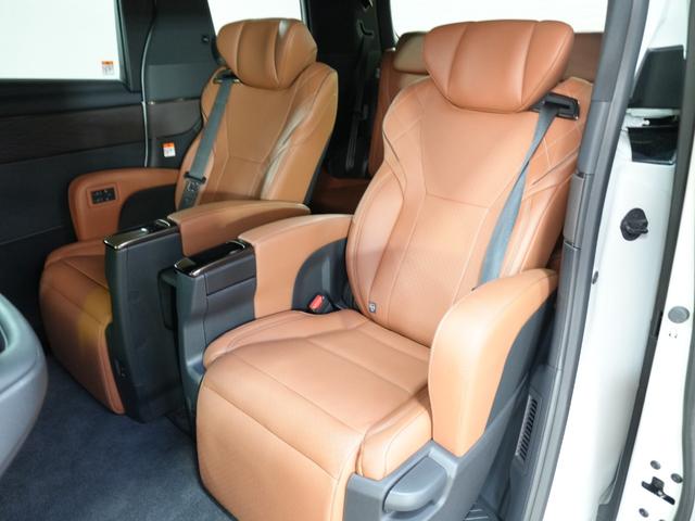 ヴェルファイアハイブリッド Z プレミア 茶本革シート デジタルインナーミラー 寒冷地仕様 左右独立ムーンルーフ スペアタイヤ HUD シートヒーター・ベンチレーション トヨタチームメイト ワイヤレス充電 フロアマット(40枚目)