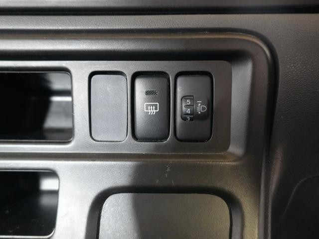 ハイゼットカーゴ スペシャル　両側スライドドア　エアコン　パワーステアリング　新品シートカバー　オートマチック車　ヘッドライトレベライザー　集中ドアロック　４人乗り　１２インチ　ダッシュボードシフト　外装植白　ガソリン車（23枚目）