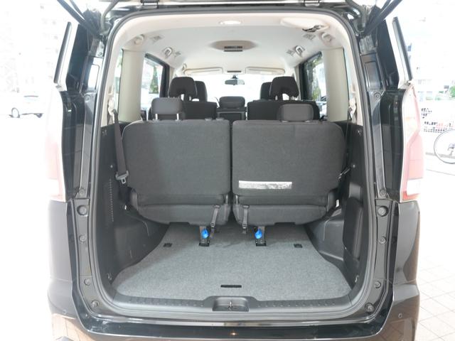 セレナ ハイウェイスター カロッツェリア楽ナビ ワンセグTV 全方位カメラ 両側パワースライドドア プッシュスタート スマートキー エマージェンシーブレーキ 斜線逸脱警報 Bluetooth 純正フロアマット ステアスイッチ(14枚目)