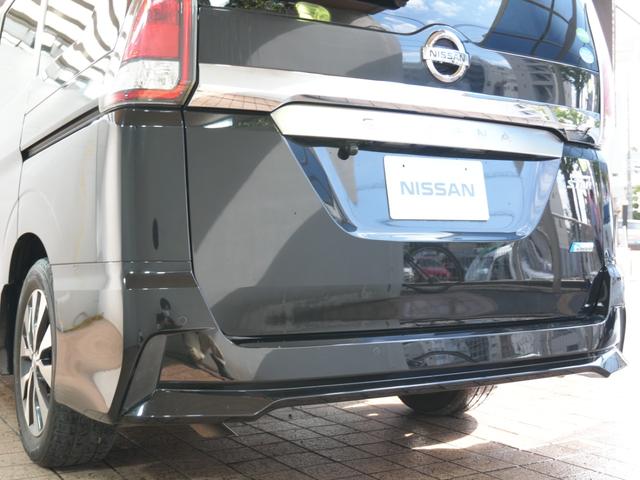 セレナ ハイウェイスター カロッツェリア楽ナビ ワンセグTV 全方位カメラ 両側パワースライドドア プッシュスタート スマートキー エマージェンシーブレーキ 斜線逸脱警報 Bluetooth 純正フロアマット ステアスイッチ(70枚目)