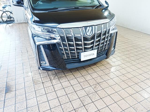 アルファード ２．５Ｓ　ディスプレイオーディオ　リアモニター　フルセグＴＶ　Ｂｌｕｅｔｏｏｔｈ　両側パワースライドドア　ＤＶＤ　バックカメラ　Ａｐｐｌｅｃａｒｐｌａｙ　純正フロアマット　ステアスイッチ　Ａｎｄｒｏｉｄａｕｔｏ（15枚目）