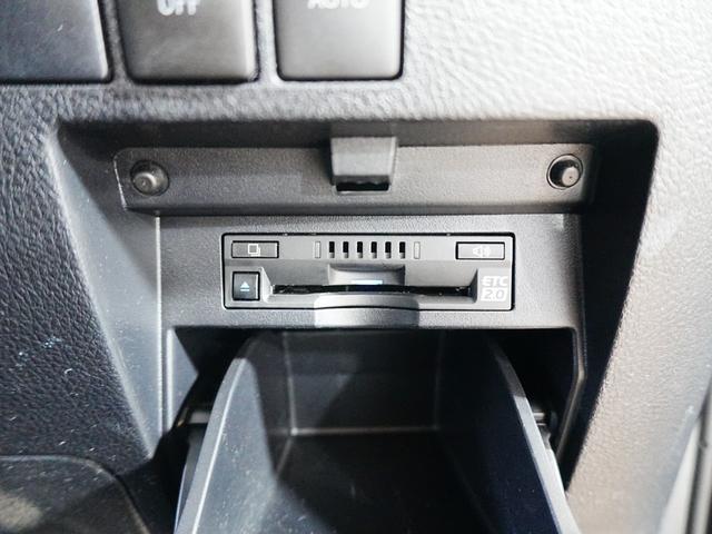 アルファード ２．５Ｓ　ディスプレイオーディオ　リアモニター　フルセグＴＶ　Ｂｌｕｅｔｏｏｔｈ　両側パワースライドドア　ＤＶＤ　バックカメラ　Ａｐｐｌｅｃａｒｐｌａｙ　純正フロアマット　ステアスイッチ　Ａｎｄｒｏｉｄａｕｔｏ（34枚目）