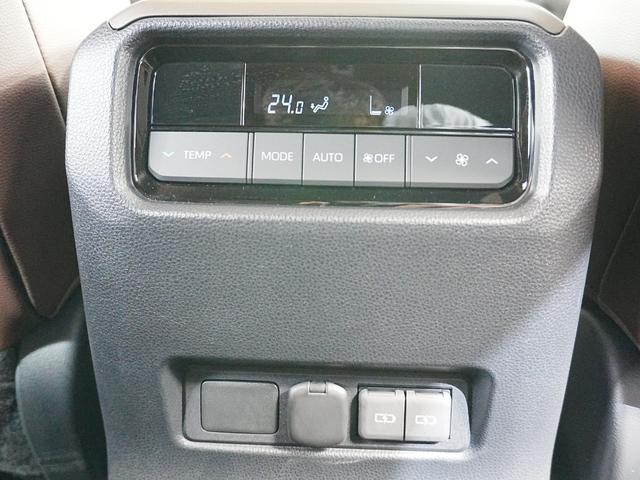 ランドクルーザー250 VXファーストエディション 丸目ヘッドライト トヨタチームメイト サンルーフ 全方位カメラ デジタルインナーミラー 茶革シート シートヒーター・ベンチレーション 純正マット 前後ドラレコ 社外セキュリティ(イグラ)(32枚目)