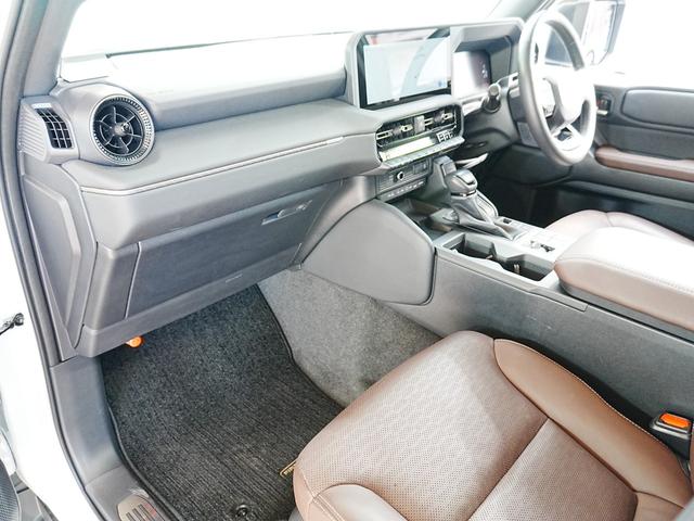 ランドクルーザー250 VXファーストエディション 丸目ヘッドライト トヨタチームメイト サンルーフ 全方位カメラ デジタルインナーミラー 茶革シート シートヒーター・ベンチレーション 純正マット 前後ドラレコ 社外セキュリティ(イグラ)(45枚目)