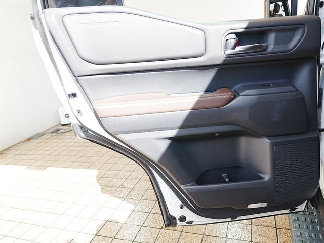 ランドクルーザー250 VXファーストエディション 丸目ヘッドライト トヨタチームメイト サンルーフ 全方位カメラ デジタルインナーミラー 茶革シート シートヒーター・ベンチレーション 純正マット 前後ドラレコ 社外セキュリティ(イグラ)(52枚目)