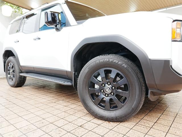 ランドクルーザー250 VXファーストエディション 丸目ヘッドライト トヨタチームメイト サンルーフ 全方位カメラ デジタルインナーミラー 茶革シート シートヒーター・ベンチレーション 純正マット 前後ドラレコ 社外セキュリティ(イグラ)(61枚目)