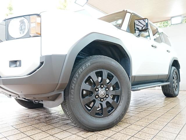 ランドクルーザー250 VXファーストエディション 丸目ヘッドライト トヨタチームメイト サンルーフ 全方位カメラ デジタルインナーミラー 茶革シート シートヒーター・ベンチレーション 純正マット 前後ドラレコ 社外セキュリティ(イグラ)(62枚目)