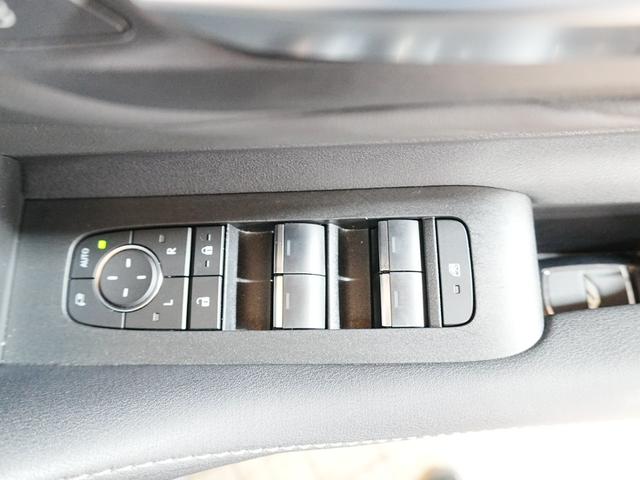 ヴェルファイアハイブリッド Z プレミア 1オーナー ユニバーサルステップ デジタルインナーミラー 左右独立ムーンルーフ ヘッドアップディスプレイ 黒革シート トヨタチームメイト ステアスイッチ パドルシフト ステアヒーター メモリシート(42枚目)