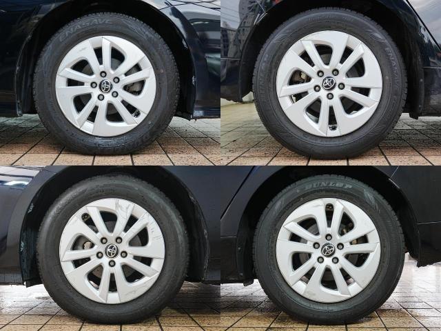 プリウス S 社外ナビ ブックカメラ フルセグTV スマートキー Pスタート Bluetooth ステアスイッチ フロアマット 電格ミラー ETC ABS AUTOライト LEDライト グレードS 5人乗り(7枚目)