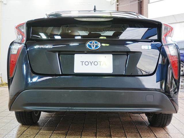 プリウス S 社外ナビ ブックカメラ フルセグTV スマートキー Pスタート Bluetooth ステアスイッチ フロアマット 電格ミラー ETC ABS AUTOライト LEDライト グレードS 5人乗り(11枚目)