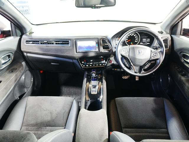 ヴェゼル ハイブリッドRS・ホンダセンシング 7インチメモリーナビ ハーフレザーシート 革巻きステアリング オートリトラミラー シートヒーター フルセグ BT SD バックカメラ ブレーキホールド パドルシフト LEDフォグ 社外前後ドラレコ(2枚目)