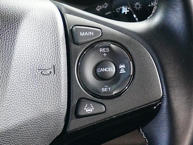 ヴェゼル ハイブリッドRS・ホンダセンシング 7インチメモリーナビ ハーフレザーシート 革巻きステアリング オートリトラミラー シートヒーター フルセグ BT SD バックカメラ ブレーキホールド パドルシフト LEDフォグ 社外前後ドラレコ(18枚目)