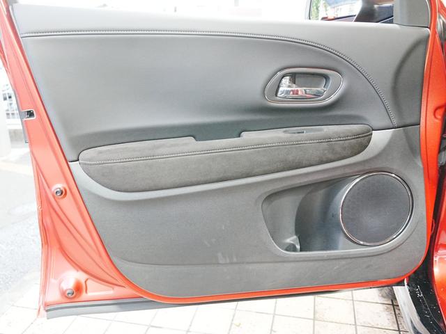 ヴェゼル ハイブリッドRS・ホンダセンシング 7インチメモリーナビ ハーフレザーシート 革巻きステアリング オートリトラミラー シートヒーター フルセグ BT SD バックカメラ ブレーキホールド パドルシフト LEDフォグ 社外前後ドラレコ(41枚目)