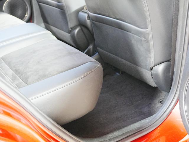 ヴェゼル ハイブリッドRS・ホンダセンシング 7インチメモリーナビ ハーフレザーシート 革巻きステアリング オートリトラミラー シートヒーター フルセグ BT SD バックカメラ ブレーキホールド パドルシフト LEDフォグ 社外前後ドラレコ(42枚目)