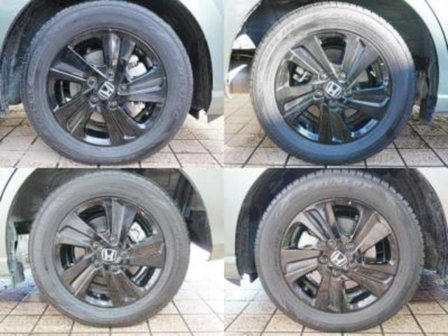 フリードハイブリッド ハイブリッド・Ｇブラックスタイル　ブラックスタイル専用装備　純正ナビフルセグＴＶ　左右パワースライドドア　シートヒーター　ＣＭＢＳ　ＡＣＣ　純正フロアマット　ステアスイッチ　クルコン　レーンキープ　黒革調シートカバー　Ｐスタート（8枚目）