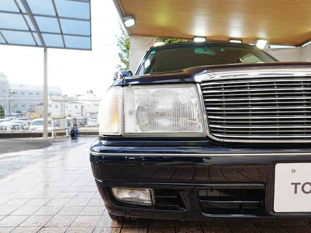 クラウン スーパーデラックスＧパッケージ　純正フロアマット　純正ドアバイザー　ＥＴＣ　電動格納ミラー　社外フロントドライブレコーダー　オートエアコン　スペアタイヤ　ＡＢＳ　記録簿　鍵２本（53枚目）