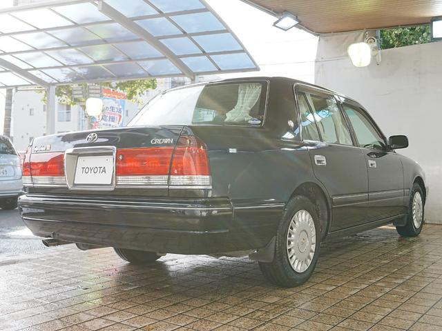 クラウン スーパーデラックスＧパッケージ　純正フロアマット　純正ドアバイザー　ＥＴＣ　電動格納ミラー　社外フロントドライブレコーダー　オートエアコン　スペアタイヤ　ＡＢＳ　記録簿　鍵２本（67枚目）