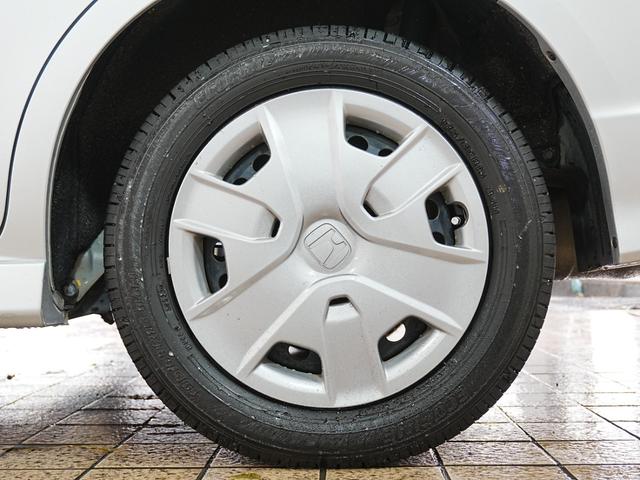 フィットシャトルハイブリッド ハイブリッド・スマートセレクション 純正ナビTV付き HIDヘッドライト クルコン バックカメラ 前後ドラレコ ハーフレザーシート ステアスイッチ 横滑り防止 純正マッド 純正バイザー トノカバー ECON AUTOライト(52枚目)