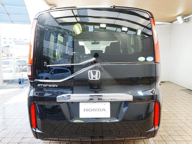 ステップワゴン Ｂ　社外ナビ　フルセグＴＶ　バックカメラ　スライドドア　アイドリングストップ　社外フロアマット　電動格納ミラー　Ｂｌｕｅｔｏｏｔｈ　キーレスキー　布シート　ＡＢＳ　ウィンカーミラー　ＥＴＣ（10枚目）