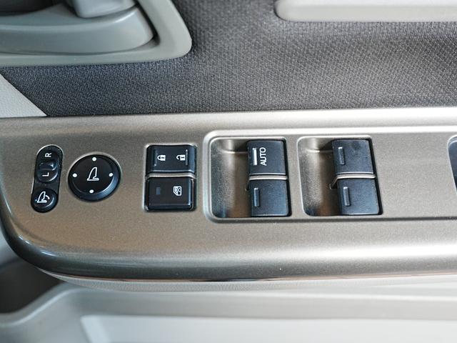 ステップワゴン Ｂ　社外ナビ　フルセグＴＶ　バックカメラ　スライドドア　アイドリングストップ　社外フロアマット　電動格納ミラー　Ｂｌｕｅｔｏｏｔｈ　キーレスキー　布シート　ＡＢＳ　ウィンカーミラー　ＥＴＣ（36枚目）