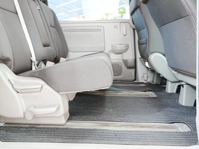 ステップワゴン Ｂ　社外ナビ　フルセグＴＶ　バックカメラ　スライドドア　アイドリングストップ　社外フロアマット　電動格納ミラー　Ｂｌｕｅｔｏｏｔｈ　キーレスキー　布シート　ＡＢＳ　ウィンカーミラー　ＥＴＣ（45枚目）