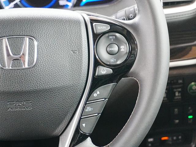 オデッセイハイブリッド ハイブリッドアブソルート・ホンダセンシンアドバンスP ワンオーナー 純正メモリナビ フルセグTV 全方位カメラ 左右パワースライドドア アルパインFDモニター 純正17インチ ホンダセンシング LKA レーダークルーズ 禁煙車 ハーフレザー ETC(17枚目)