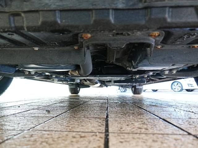 ヴェルファイア 2.5X 純正ナビ TV バックカメラ コーナーセンサー 左パワースライドドア 純正16インチアルミ フォグ マット バイザー ステアスイッチ 横滑り防止 Pスタート スマートキー 運転席アジャスターシート(14枚目)