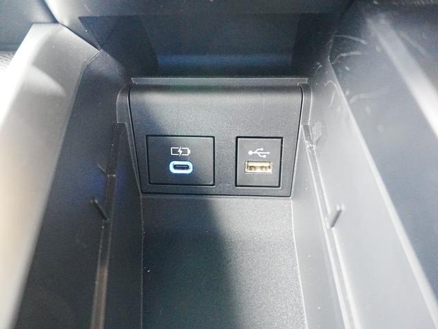 ヴォクシー ハイブリッドS-Z ワンオーナー 快適便利パッケージhigh 両側パワースライドドア 純正ディスプレーオーディオ フルセグTV 全方位カメラ 純正17インチ LED 衝突軽減 LKA AHB レーダークルーズ(25枚目)