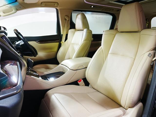 アルファードハイブリッド G Fパッケージ TRDフロントエアロ JBL 全方位カメラ 純正FDモニター ベージュ革シート サンルーフ AC100V 純正メモリナビ フルセグ 両側パワスラ PBドア 純正17インチ LED エアシート(50枚目)