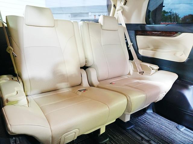 アルファードハイブリッド G Fパッケージ TRDフロントエアロ JBL 全方位カメラ 純正FDモニター ベージュ革シート サンルーフ AC100V 純正メモリナビ フルセグ 両側パワスラ PBドア 純正17インチ LED エアシート(56枚目)