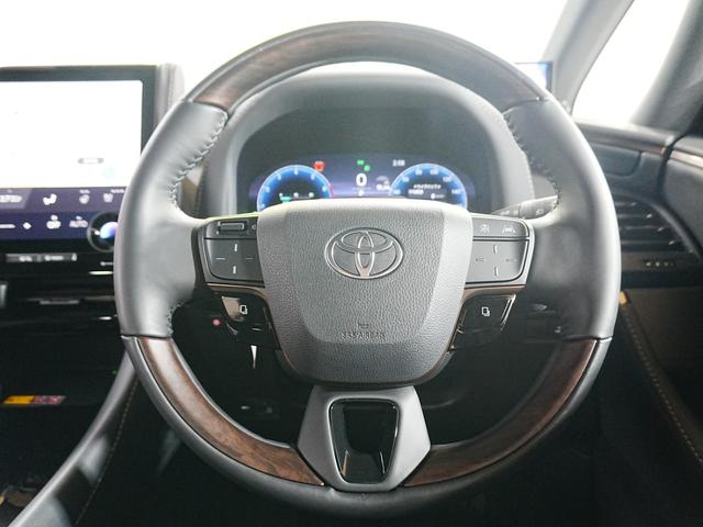 アルファードハイブリッド Ｚ　ＨＵＤ　デジタルインナーミラー　トヨタチームメイト　左右独立ムーンルーフ　１３．２ＦＤモニター　社外レーダー探知機　ＴＶキャンセラー　パドルシフト　ワンオーナー　保証書　取説　クルコン　レーンキープ（17枚目）