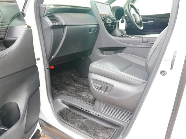 アルファードハイブリッド Ｚ　ＨＵＤ　デジタルインナーミラー　トヨタチームメイト　左右独立ムーンルーフ　１３．２ＦＤモニター　社外レーダー探知機　ＴＶキャンセラー　パドルシフト　ワンオーナー　保証書　取説　クルコン　レーンキープ（48枚目）