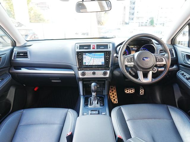 レガシィアウトバック リミテッド　１オーナー　純正ナビ　フルセグＴＶ　前席シートヒーター　サンルーフ　アイサイトＶｅｒ３　フォグ　純正マット　運転席シートメモリ　アイドリングストップ　パドルシフト　ステアスイッチ　プッシュスタート（2枚目）