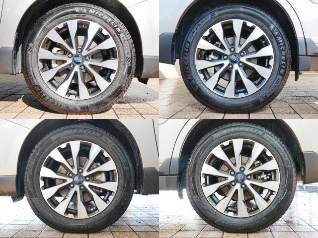 レガシィアウトバック リミテッド　１オーナー　純正ナビ　フルセグＴＶ　前席シートヒーター　サンルーフ　アイサイトＶｅｒ３　フォグ　純正マット　運転席シートメモリ　アイドリングストップ　パドルシフト　ステアスイッチ　プッシュスタート（7枚目）