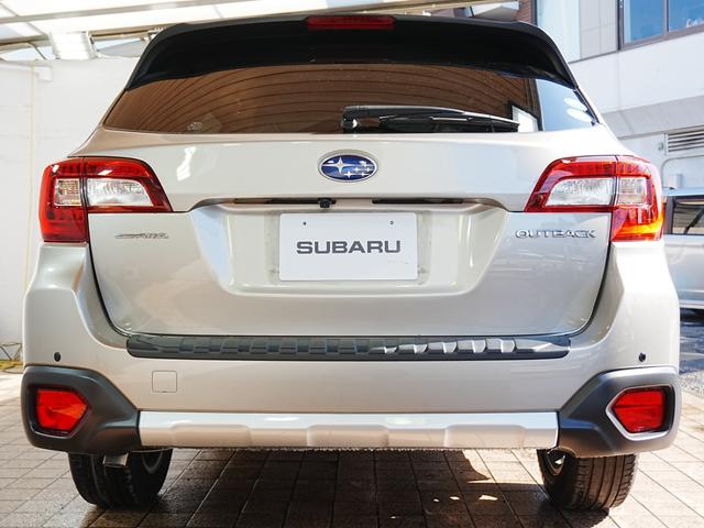 レガシィアウトバック リミテッド　１オーナー　純正ナビ　フルセグＴＶ　前席シートヒーター　サンルーフ　アイサイトＶｅｒ３　フォグ　純正マット　運転席シートメモリ　アイドリングストップ　パドルシフト　ステアスイッチ　プッシュスタート（11枚目）