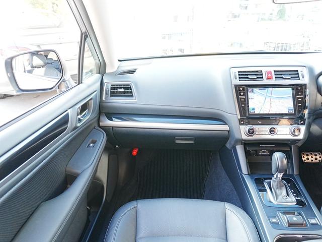 レガシィアウトバック リミテッド　１オーナー　純正ナビ　フルセグＴＶ　前席シートヒーター　サンルーフ　アイサイトＶｅｒ３　フォグ　純正マット　運転席シートメモリ　アイドリングストップ　パドルシフト　ステアスイッチ　プッシュスタート（17枚目）