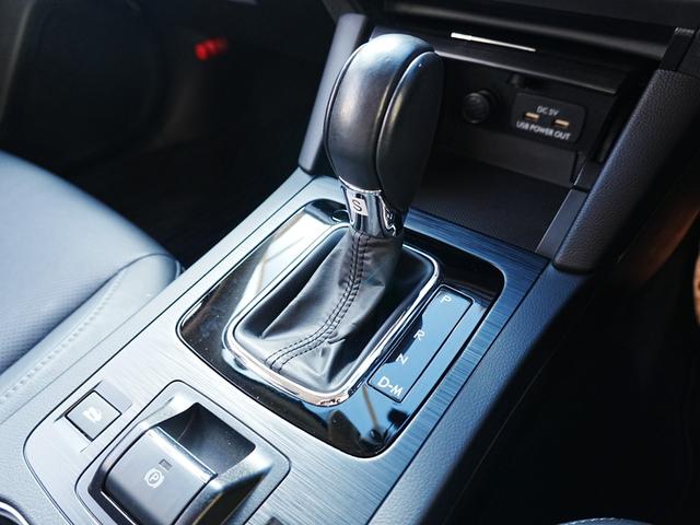 レガシィアウトバック リミテッド　１オーナー　純正ナビ　フルセグＴＶ　前席シートヒーター　サンルーフ　アイサイトＶｅｒ３　フォグ　純正マット　運転席シートメモリ　アイドリングストップ　パドルシフト　ステアスイッチ　プッシュスタート（30枚目）