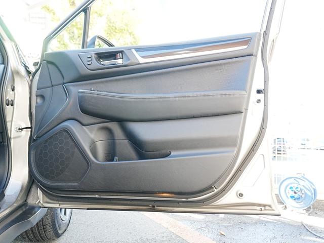 レガシィアウトバック リミテッド　１オーナー　純正ナビ　フルセグＴＶ　前席シートヒーター　サンルーフ　アイサイトＶｅｒ３　フォグ　純正マット　運転席シートメモリ　アイドリングストップ　パドルシフト　ステアスイッチ　プッシュスタート（43枚目）