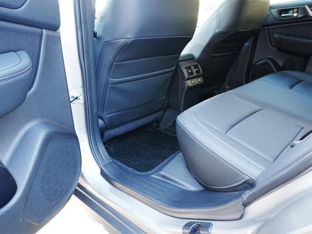 レガシィアウトバック リミテッド　１オーナー　純正ナビ　フルセグＴＶ　前席シートヒーター　サンルーフ　アイサイトＶｅｒ３　フォグ　純正マット　運転席シートメモリ　アイドリングストップ　パドルシフト　ステアスイッチ　プッシュスタート（51枚目）