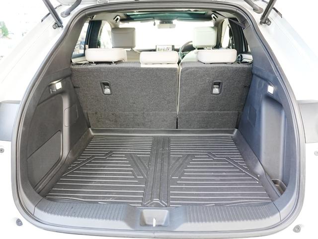 ヴェゼル e:HEV PLaY ディスプレイオーディオ パノラマルーフ フルセグTV Bluetooth 全方位カメラ ハーフレザーシート カープレイ 専用コンビシート ホンダコネクト ステアヒータ プレミアムオーディオ 純正マット(13枚目)