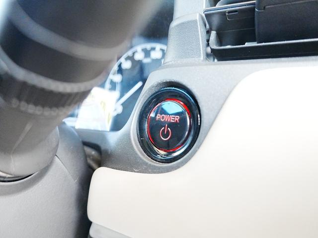 ヴェゼル e:HEV PLaY ディスプレイオーディオ パノラマルーフ フルセグTV Bluetooth 全方位カメラ ハーフレザーシート カープレイ 専用コンビシート ホンダコネクト ステアヒータ プレミアムオーディオ 純正マット(31枚目)